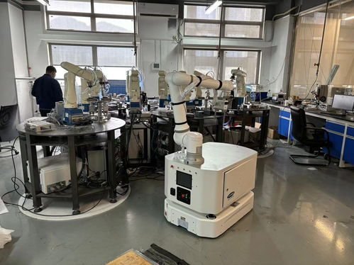 協(xié)作機器人上下料在醫(yī)療器械與信息安全設(shè)備制造中的精準應(yīng)用